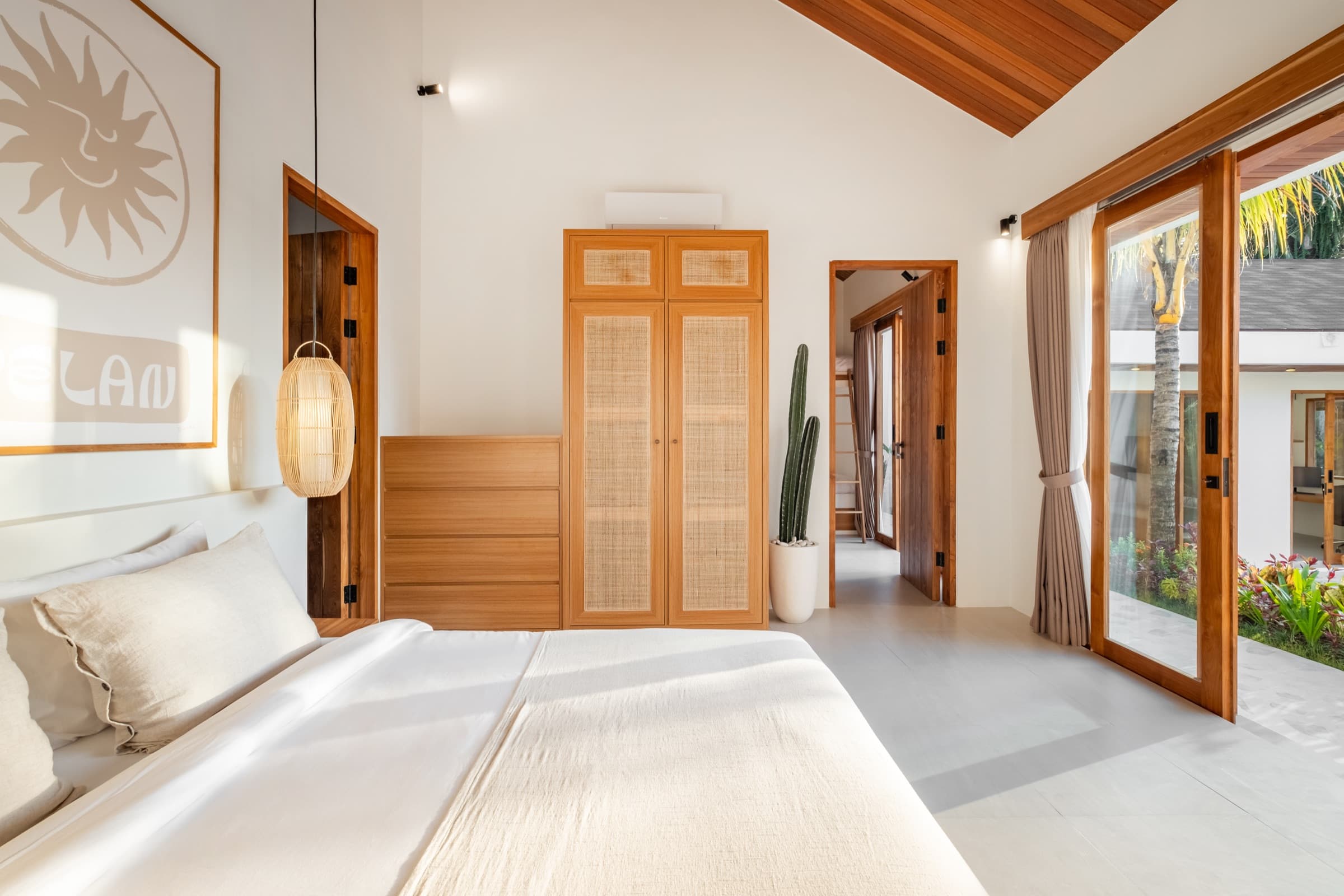 Detail of the master bedroom decor at Villa Vayu